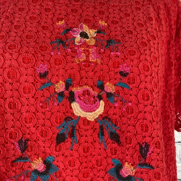 Altar’d State Top Boho Embroidered Small - Picture 2 of 9